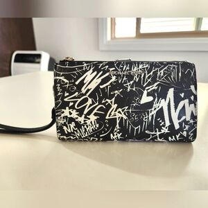 Michael Kors Black and White Wristlet